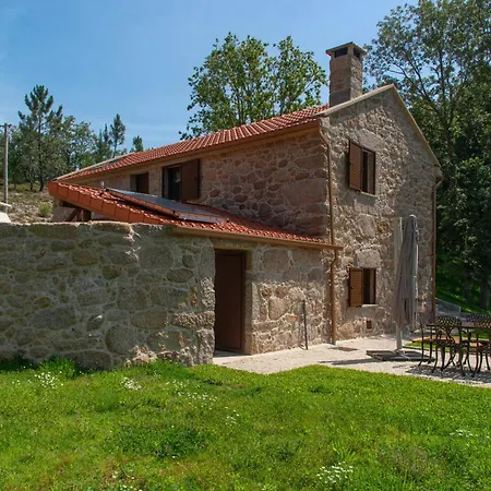 Casa Do Fasco Дом отдыха Каштру-Лаборейру