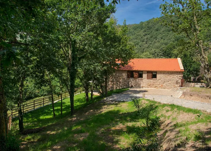 Casa Do Fasco * Каштру-Лаборейру